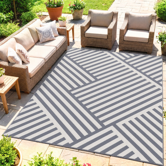 Outsunny Plastic Straw Reversible RV Outdoor Rug in Grey and Cream