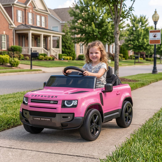 سيارة ركوب للأطفال AIYAPLAY Land Rover مرخصة بجهد 12 فولت مع جهاز تحكم عن بعد، ونظام تعليق، وتشغيل بطيء، و3 سرعات، وأضواء، وموسيقى، وبوق، لون وردي
