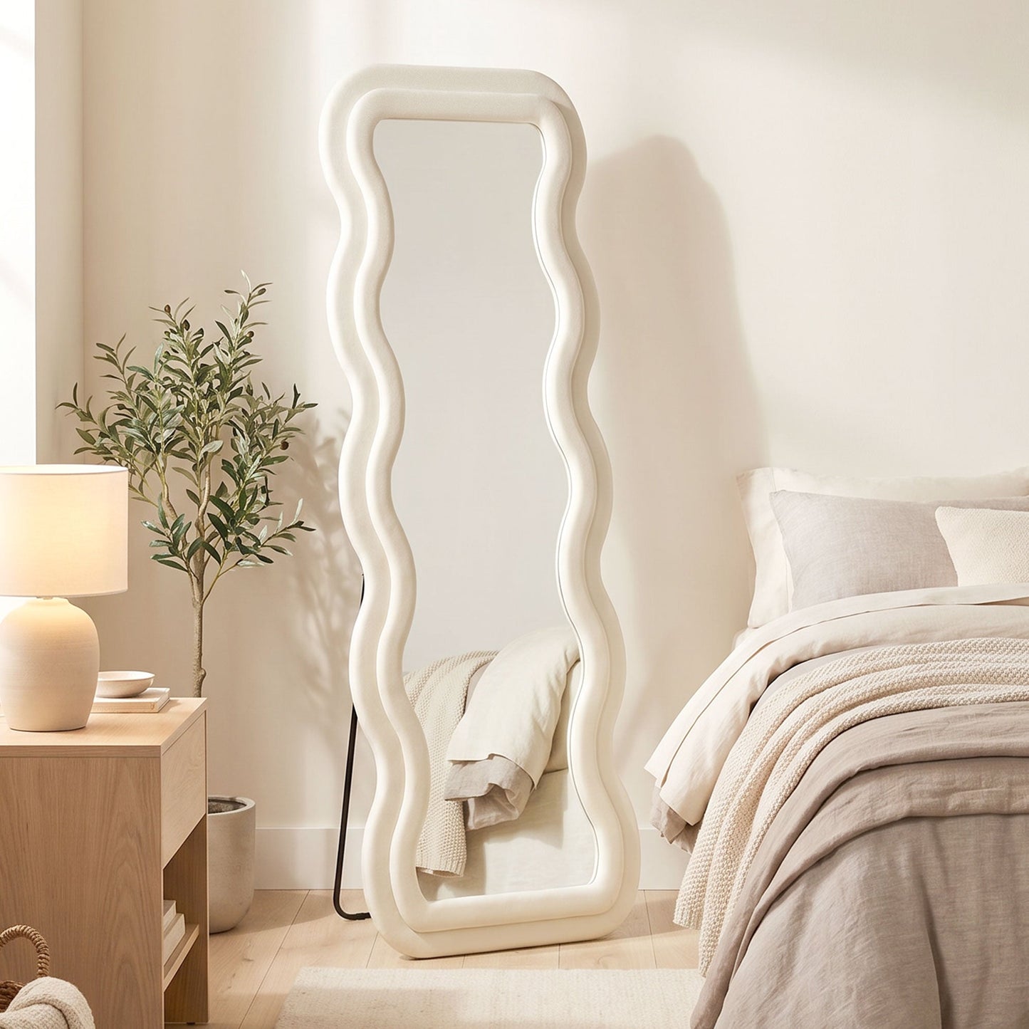 HOMCOM Full Length Mirror, 160 x 60 cm Wavy Full Body Wall Standing Mirror with Velvet Frame and Tempered Glass, Cream White