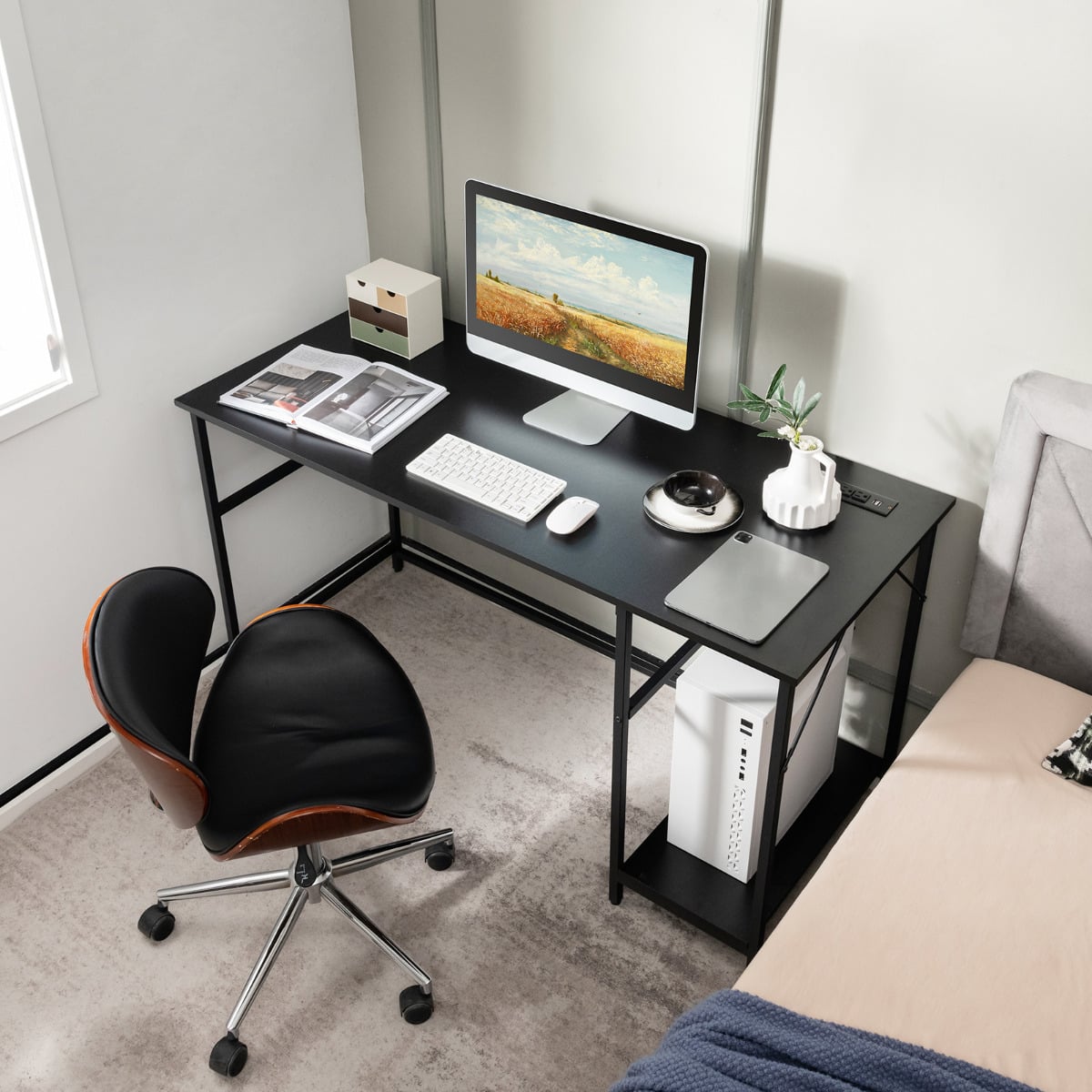 140 x 60 CM Computer Desk with Charging Station Home Office PC Desk with 4 Power Outlets and 2 USB Ports-Black
