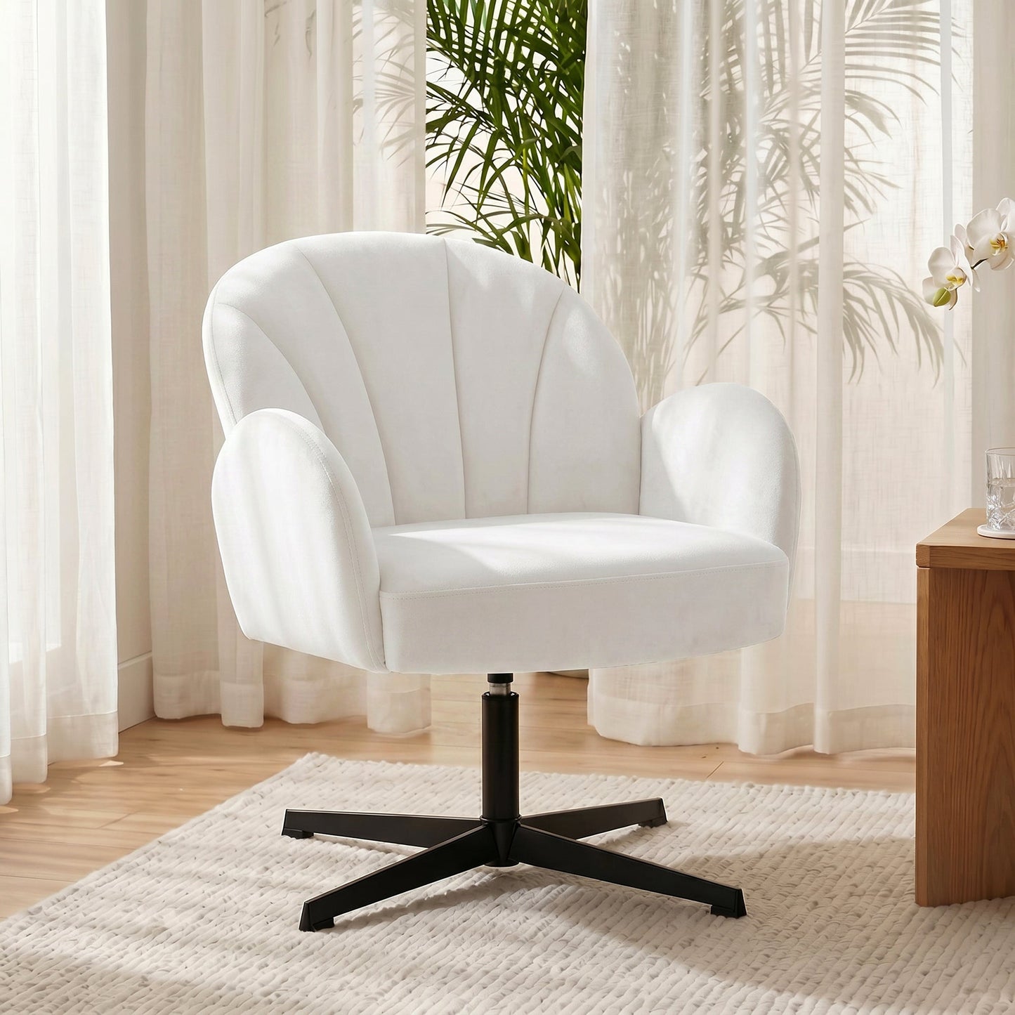 HOMCOM Swivel Accent Chair, Shell-Shaped Armchair with Spring Cushion, Metal Base, Cream White