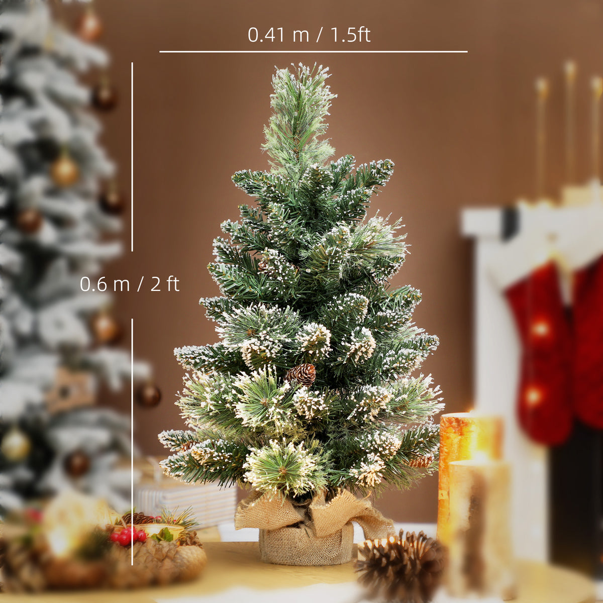HOMCOM 60 cm Prelit Small Christmas Tree in Green