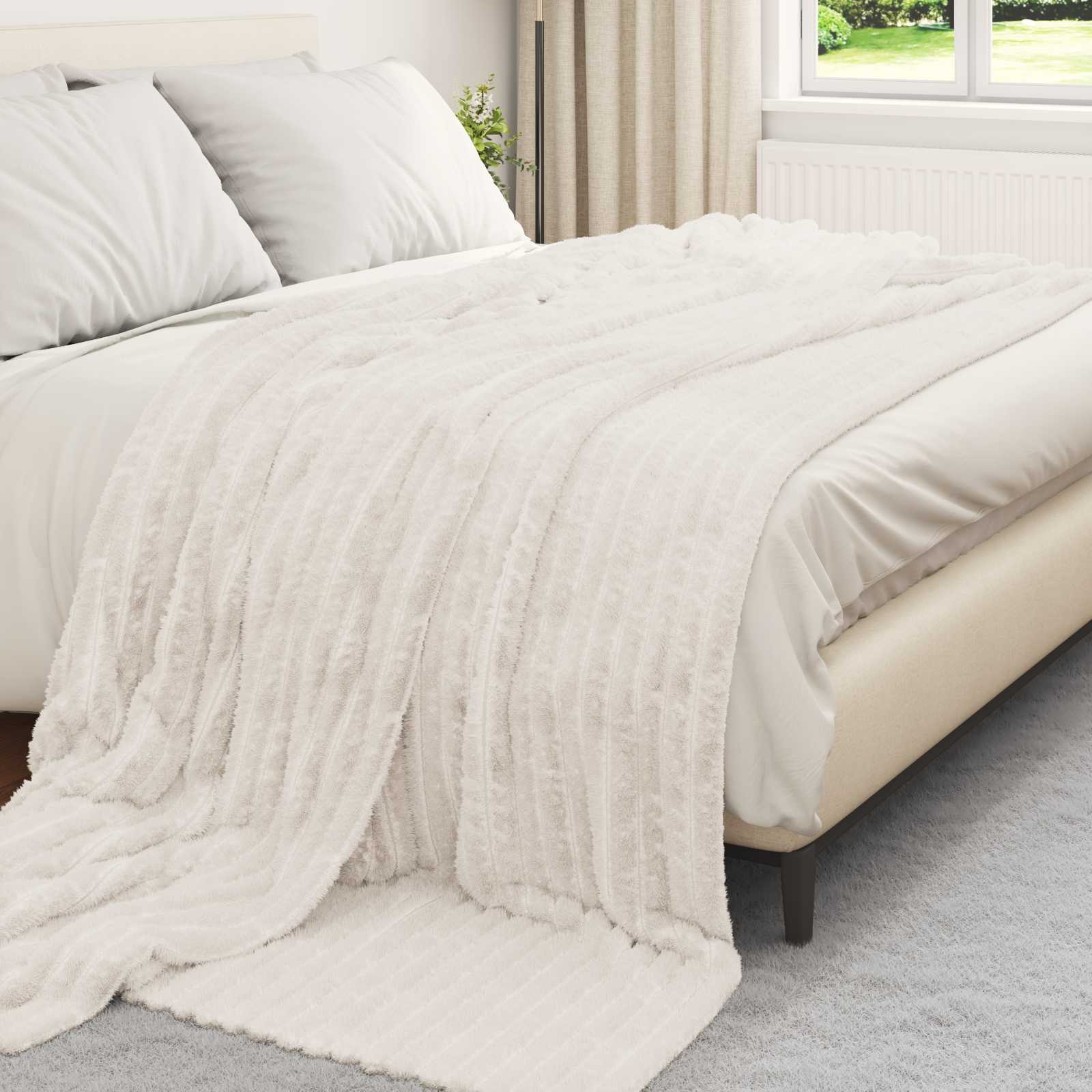 vidaXL Throw Blanket Cream 240 x 220 cm 1.37 kg Fleece 3