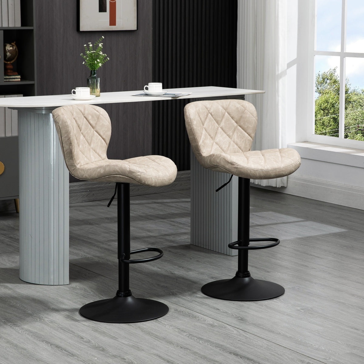 HOMCOM Bar Stools in Light Khaki