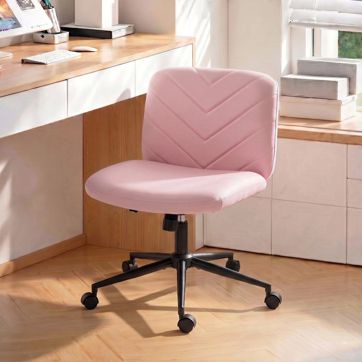 HOMCOM Home Office Desk Chair in Pink