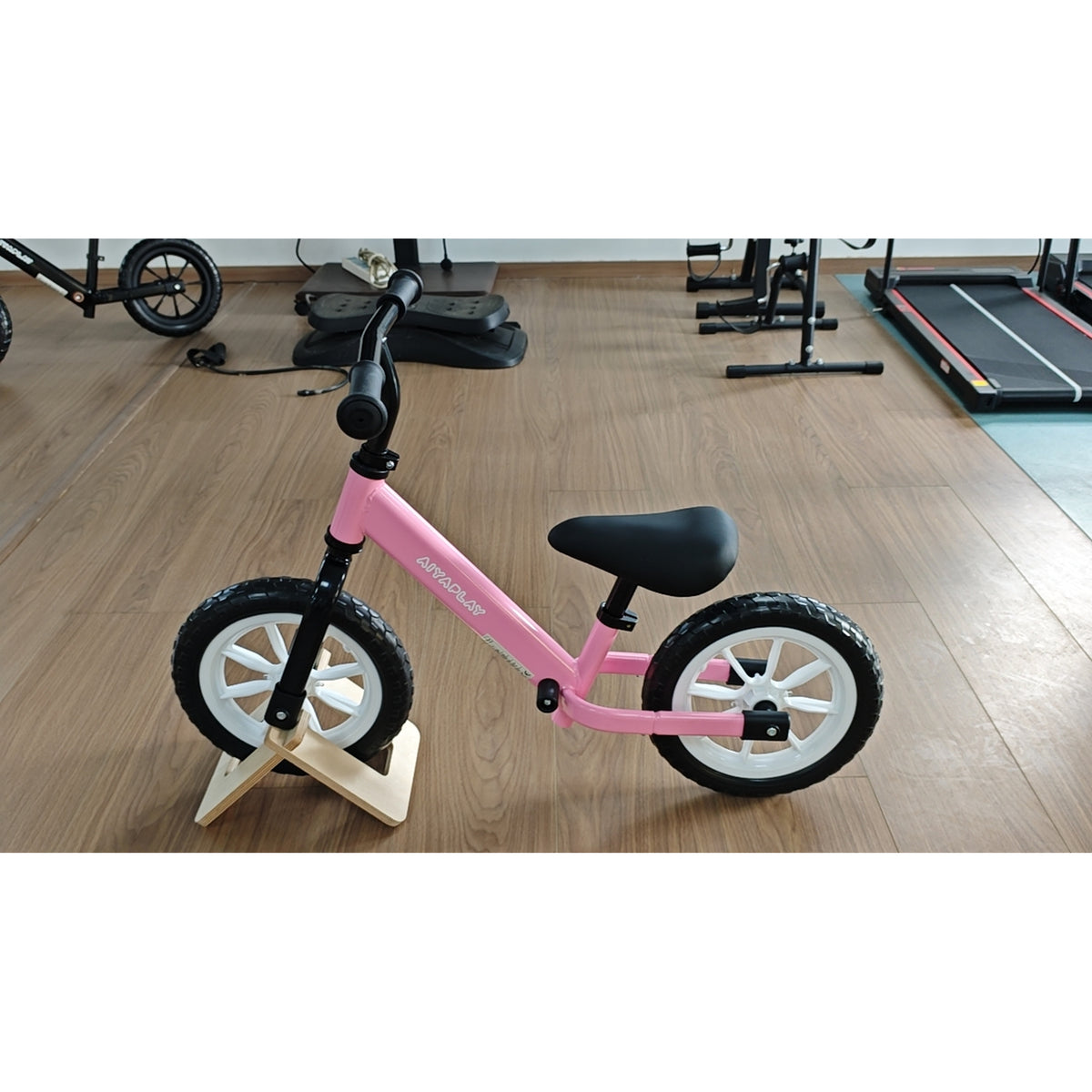 AIYAPLAY 11.2" Balance Bike for 2-5 Years in Pink