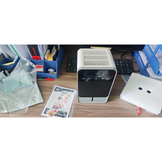 HOMCOM 400mL/Day Small Dehumidifier in White