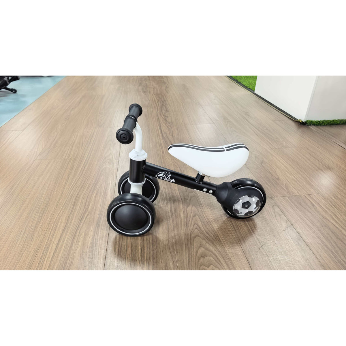 AIYAPLAY Balance Bike for Kids 1-2 Years in Black