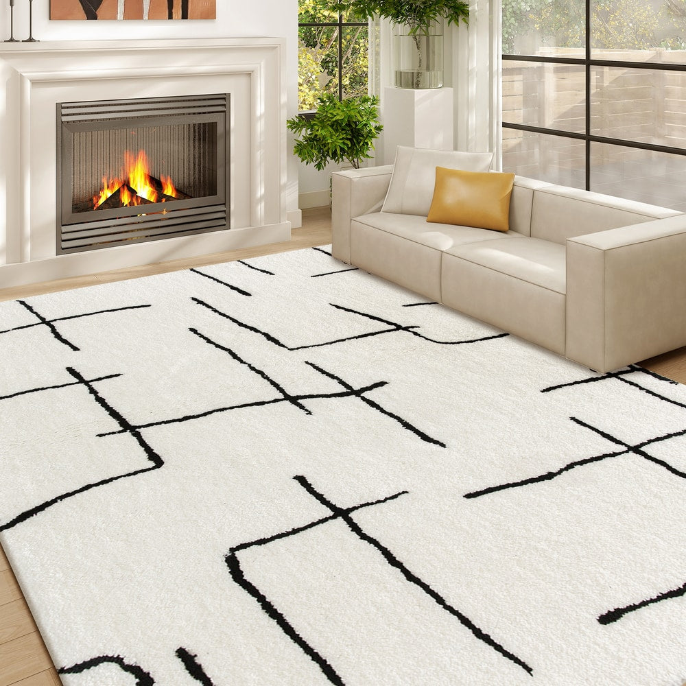 HOMCOM Modern Fluffy Area Rug in Cream