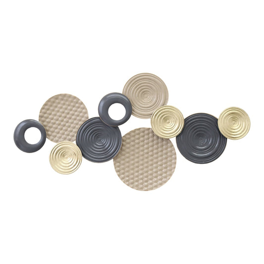 HOMCOM Metal Wall Art featuring a collection of overlapping textured discs in grey and gold tones