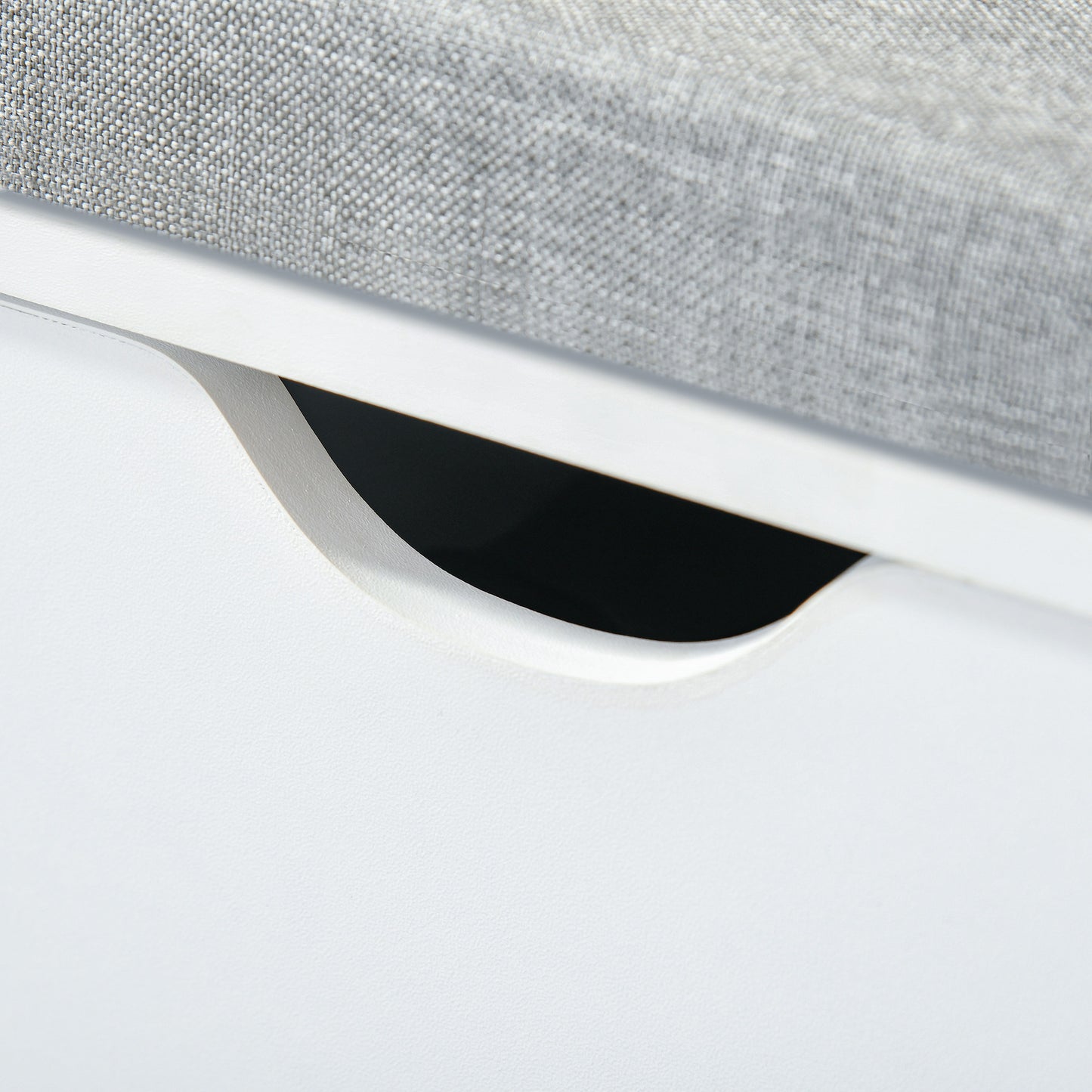 HOMCOM Shoe Storage Bench with Cushion - White