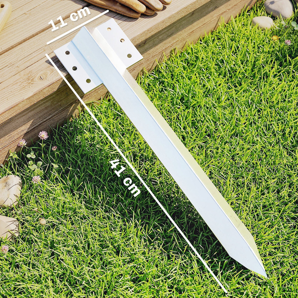 A single galvanised steel stake for garden beds