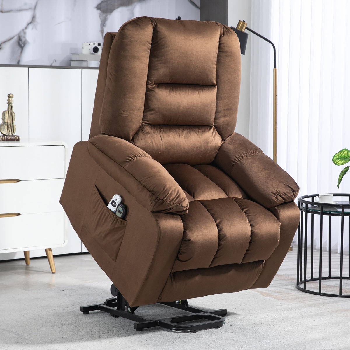 HOMCOM Leathaire Eight Massage Point Armchair in Dark Brown