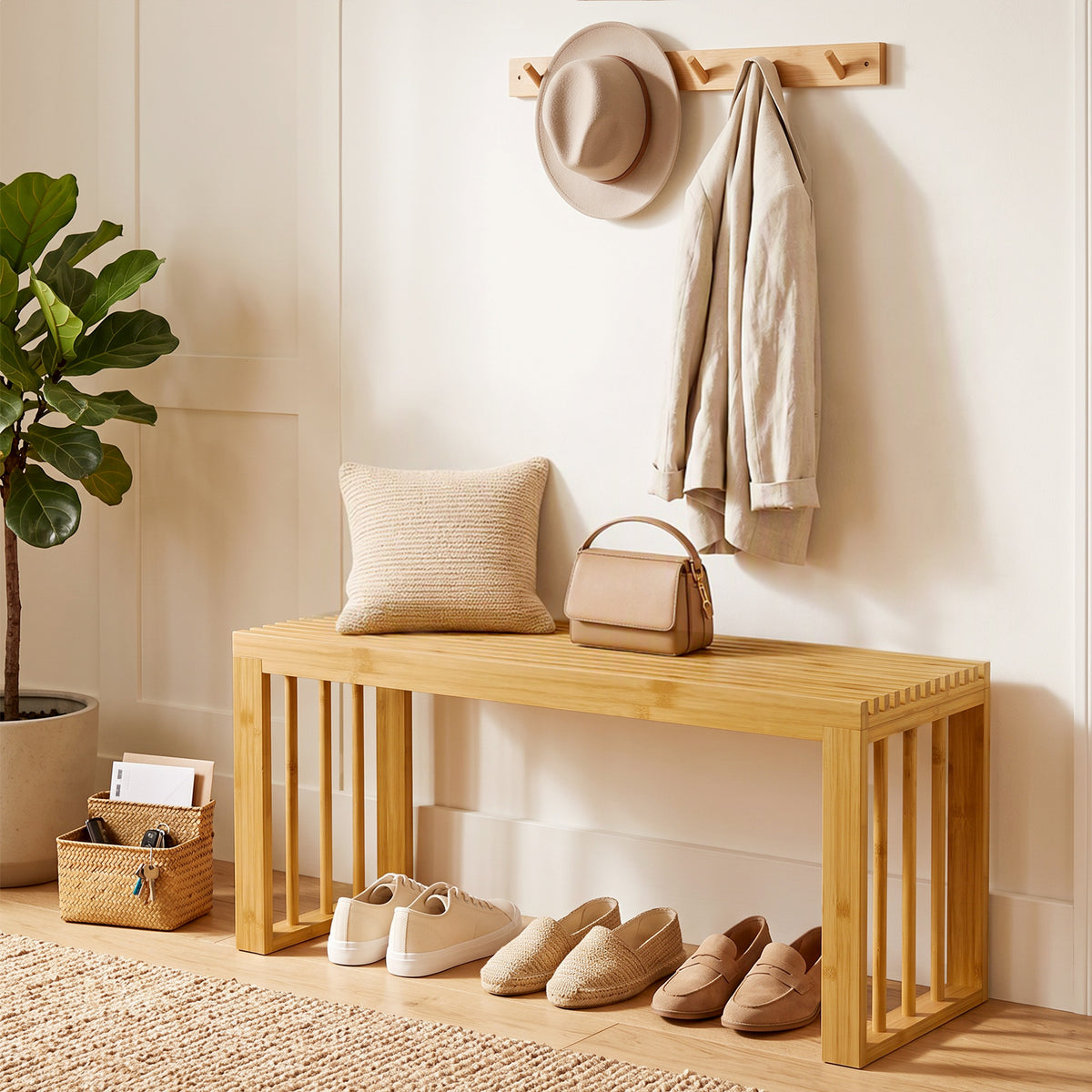 HOMCOM 90 cm Bamboo Shoe Bench in a Natural Wood Finish