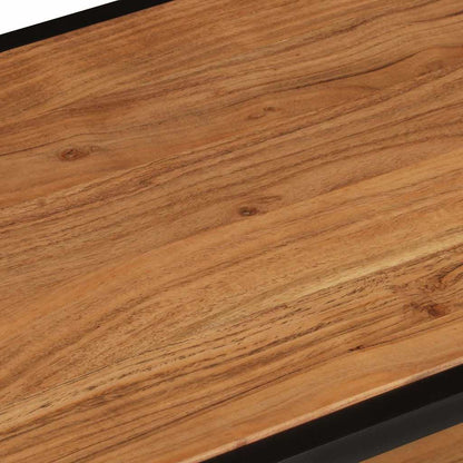 close-up of the wood grain on the coffee table shelf