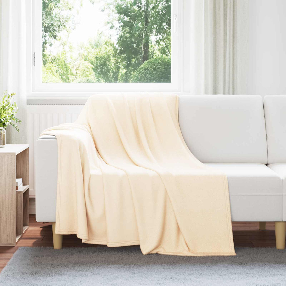 vidaXL Throw Blankets 6 pcs Cream 2.61 kg Fleece draped over a white sofa